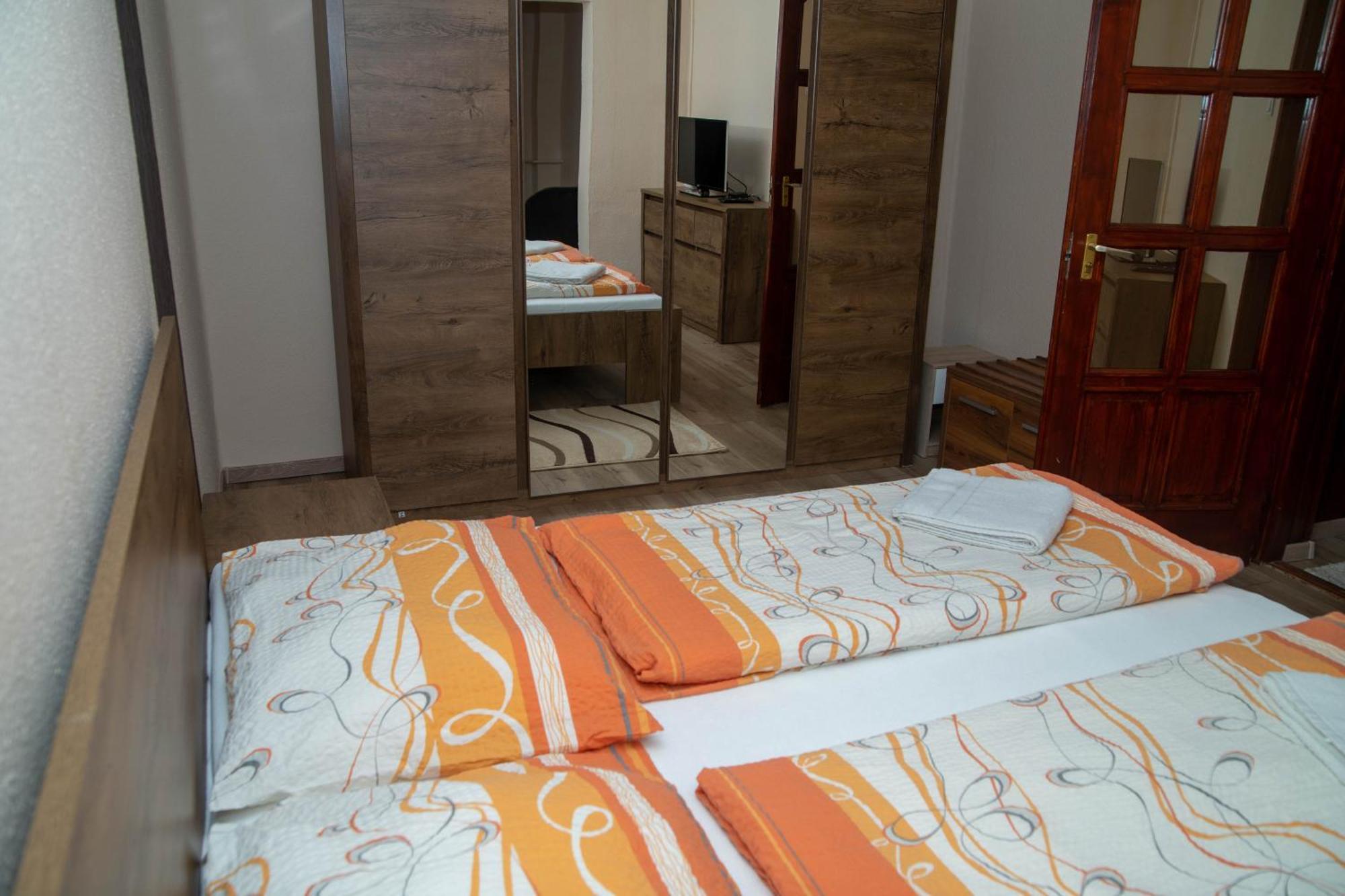 Boroka Vendeghaz Turkeve Hotel Exterior photo