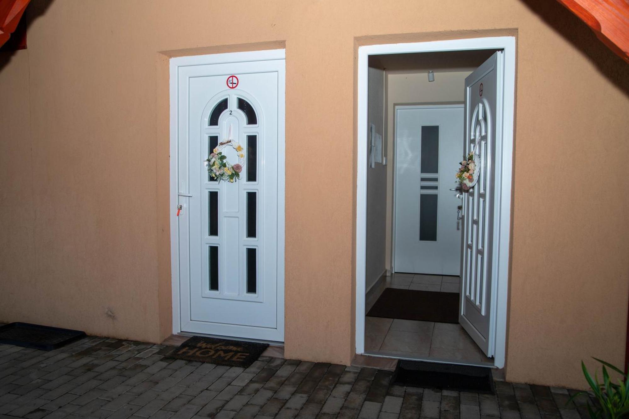 Boroka Vendeghaz Turkeve Hotel Exterior photo